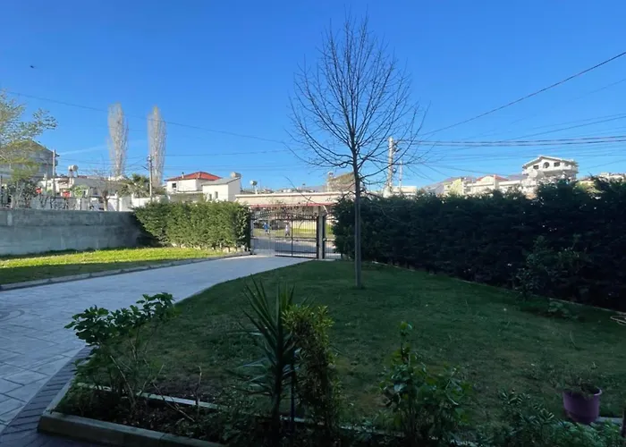 Villa Vsv: Parking Spot+ View
